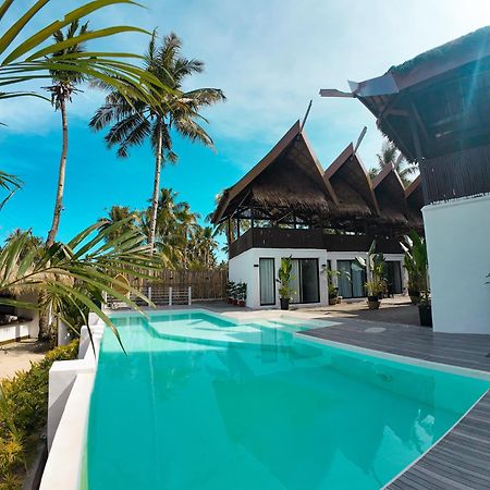 Cogon Tropical Resort General Luna  Ngoại thất bức ảnh